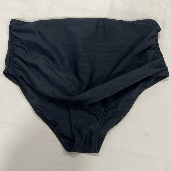 Cysincos Two Piece Bathing Suit - Picture 5 of 6